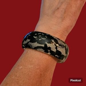 VTG 1990s Romantic Black Lace Acrylic Chunky Goth Bangle Bracelet